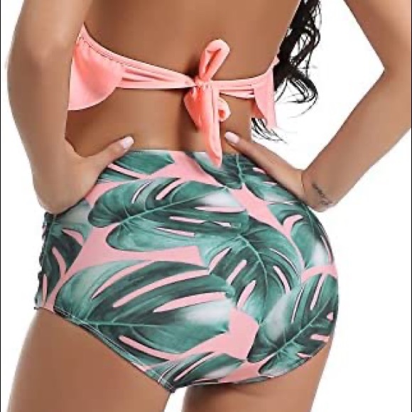 NEW! Women’s Two Piece Swimwear - Picture 4 of 7